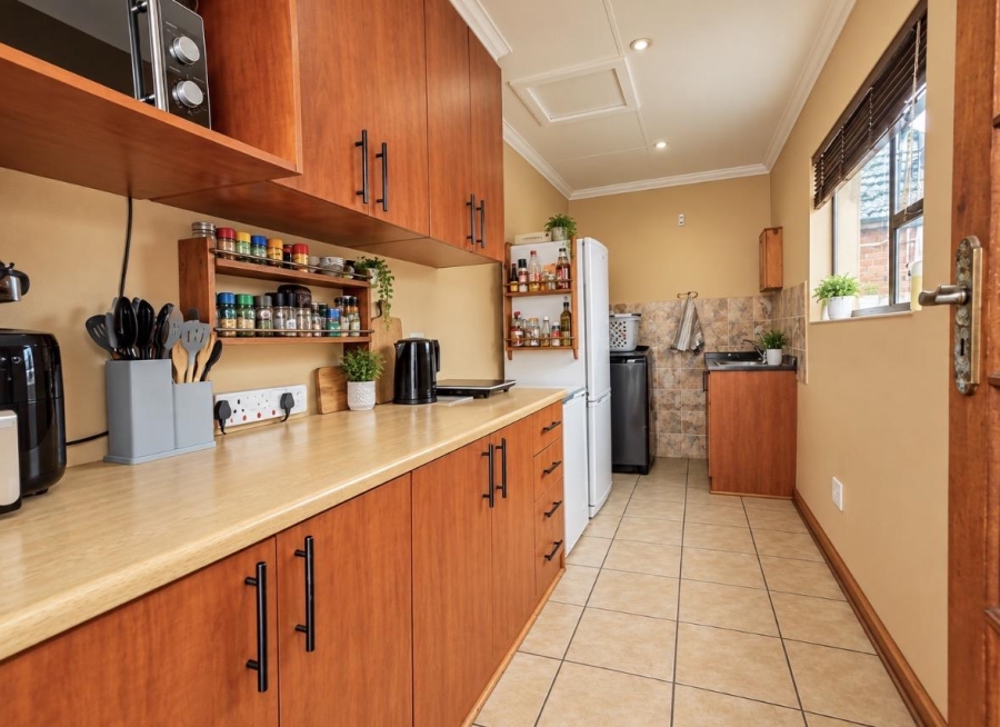 4 Bedroom Property for Sale in Pellissier Free State
